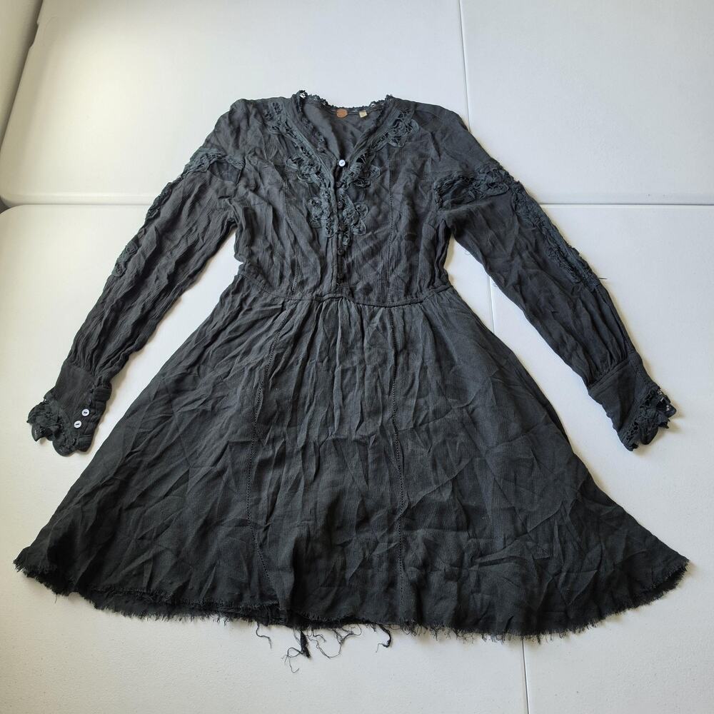 FP One Dress Womens XS/S Gray V Neck Crochet Lace Mini Boho Whimsigoth Witch